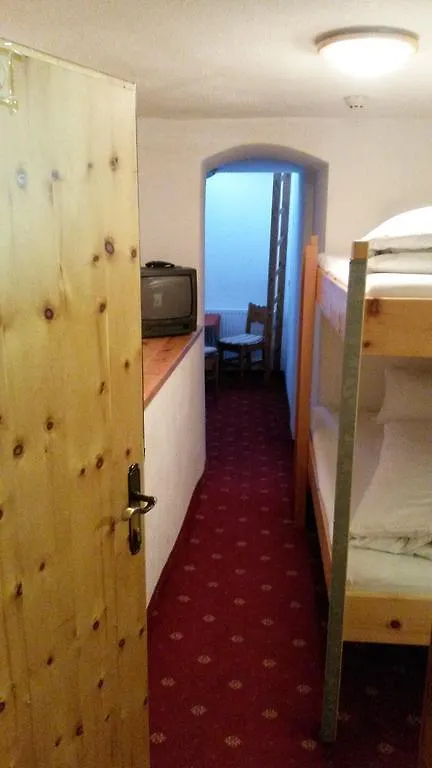 Hotel Garni Alpenrose Ischgl